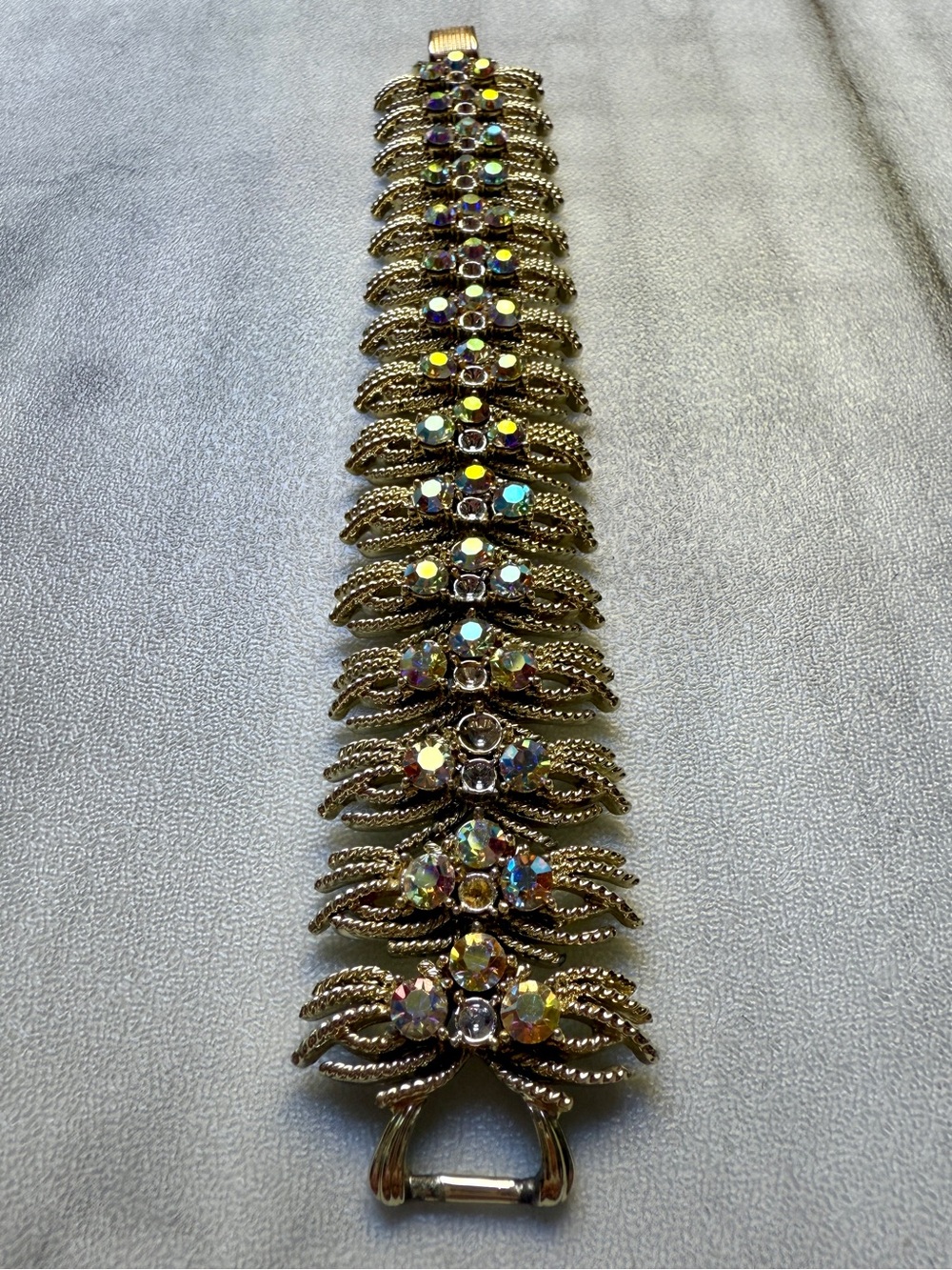 Vintage Coro Aurora Borealis AB Rhinestone Bracelet Gold tone Corocraft Pegasus - Picture 8 of 15